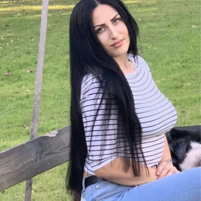 Melanie M.
