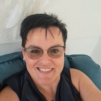 Iwona B.